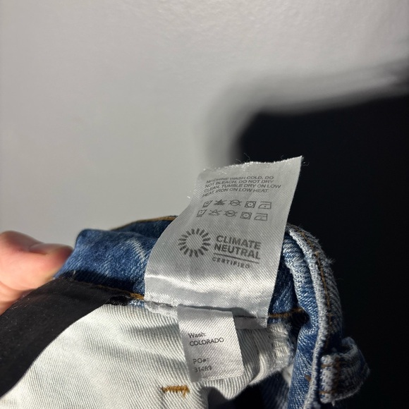 Reformation Cynthia High Rise Straight Jeans in Colorado Wash Size 27 - Picture 5 of 6